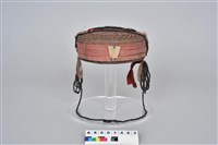 藏品(籐編貝殼珠帽)的圖片